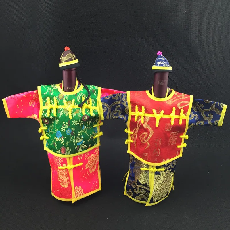 10pcs Hooded Chinese style Christmas Wine Bottle Cover Dust Bag Party Home Table Decoration Chinese Silk Brocade Pouches
10pcs Hooded Chinese style Christmas Wine Bottle Cover Dust Bag Party Home Table Decoration Chinese Silk Brocade Pouches