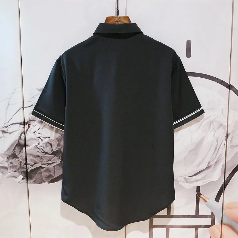 Mens Summer Casual Short Sleeve Tie Shirt Striped Student Boys Uniform Top Streetwear Black White Loose Fit Male Shirt Tops Wear
Mens Summer Casual Short Sleeve Tie Shirt Striped Student Boys Uniform Top Streetwear Black White Loose Fit Male Shirt Tops Wear