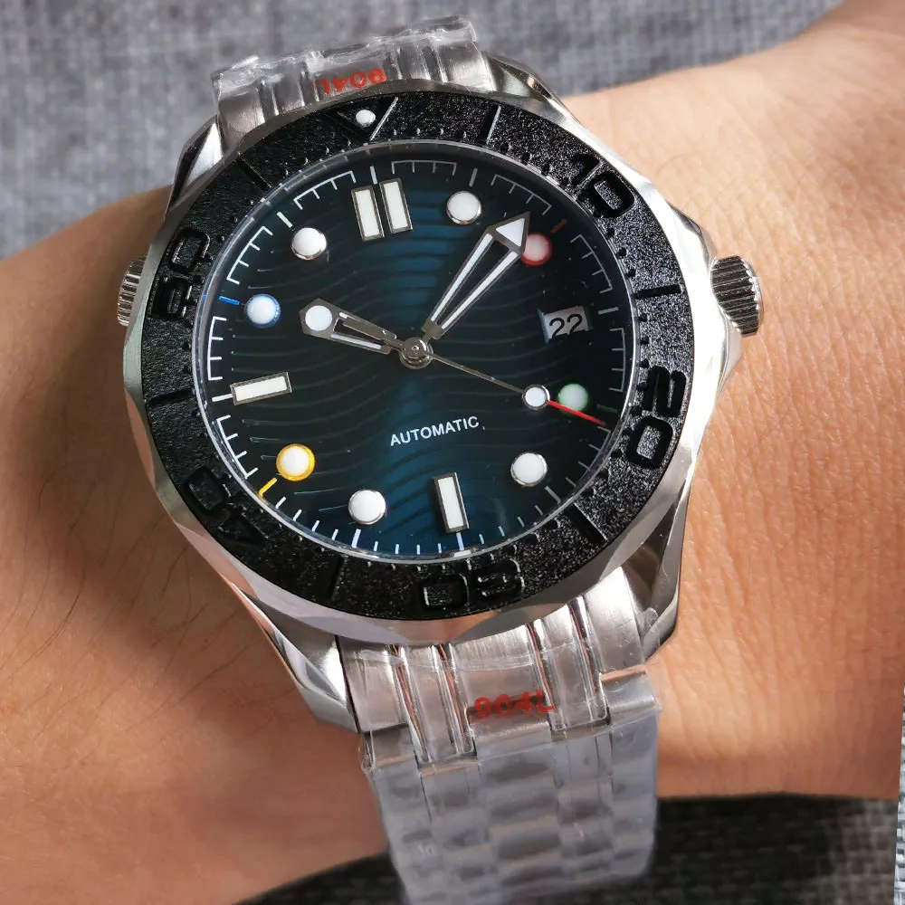 New Arrival 41mm Mechanical Automatic Men Watch Blue Dial With Colorful Marks Size Luminous 24 Jewels NH35A Movement
New Arrival 41mm Mechanical Automatic Men Watch Blue Dial With Colorful Marks Size Luminous 24 Jewels NH35A Movement