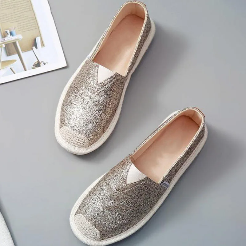 Women Flat Shoes Casual Loafers Round Toe Bling Canvas Female Black White Flats Shallow Single Shoes For Gilrs Footwear
Women Flat Shoes Casual Loafers Round Toe Bling Canvas Female Black White Flats Shallow Single Shoes For Gilrs Footwear