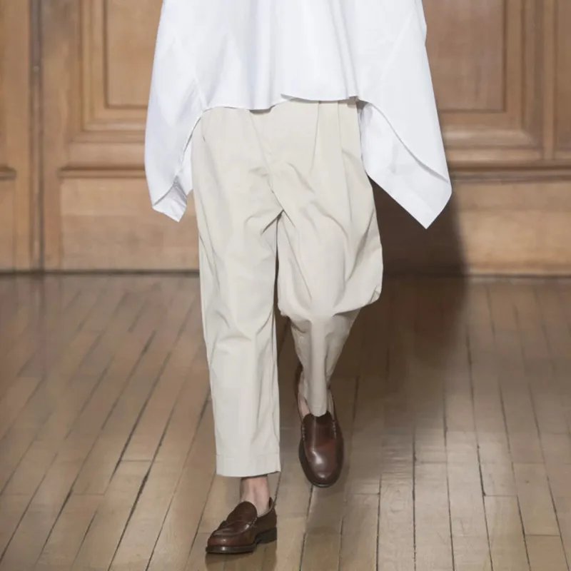 Men's casual pants 2021 spring and summer show fashion brand mid waist solid Beige loose harem Capris
Men's casual pants 2021 spring and summer show fashion brand mid waist solid Beige loose harem Capris