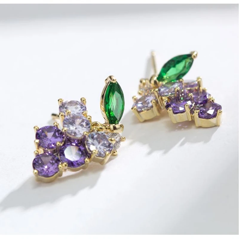 Stud Earrings For Women S925 Needles Cubic Zirconia Elegant Vintage Purple Green Bunch of Grapes Ear Studs Fine Jewelry
Stud Earrings For Women S925 Needles Cubic Zirconia Elegant Vintage Purple Green Bunch of Grapes Ear Studs Fine Jewelry