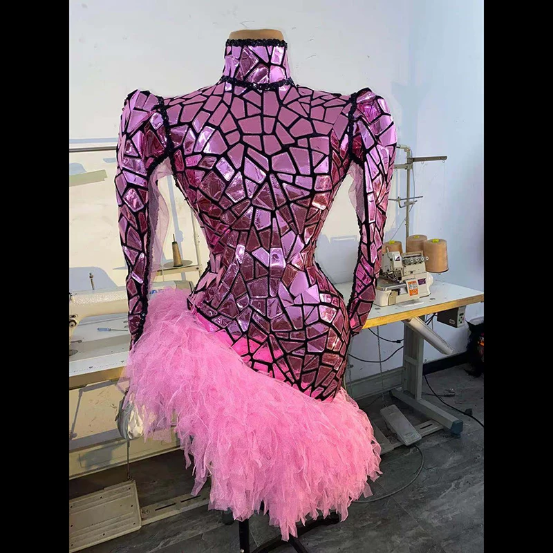 Rose reflector lace dress Birthday party party evening dress concert ball singer's costume
Rose reflector lace dress Birthday party party evening dress concert ball singer's costume