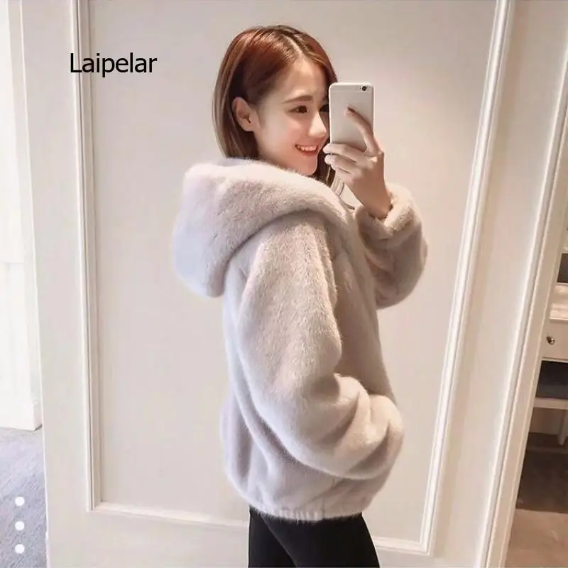 Rabbit Imitation Fur Winter Coat Mink Faux Fur Fluffy Warm Jacket Hooded Soft Fashion Outerwear Casual Long Sleeve Coat
Rabbit Imitation Fur Winter Coat Mink Faux Fur Fluffy Warm Jacket Hooded Soft Fashion Outerwear Casual Long Sleeve Coat