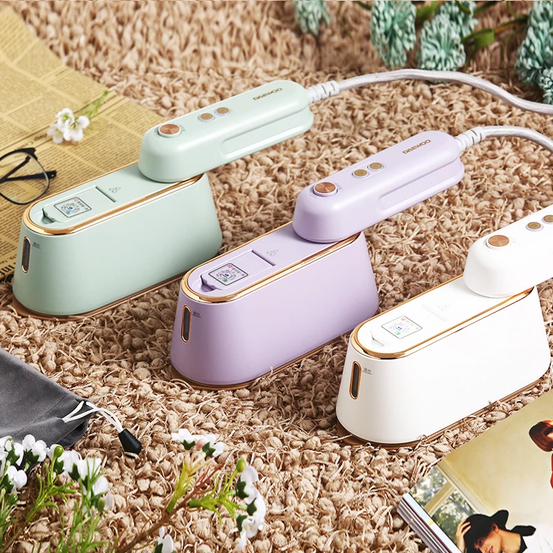New Hanging Ironing Machine Handheld 1000W Home Small Steam Iron Portable Dry Wet Double Ironing 6 Holes For Steam
New Hanging Ironing Machine Handheld 1000W Home Small Steam Iron Portable Dry Wet Double Ironing 6 Holes For Steam
