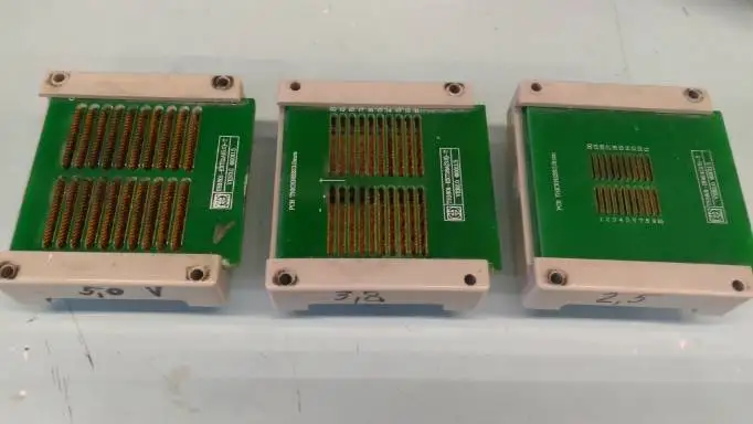 Adapter for transformer with distance 2.5/ 3.8/ 5.0 millimeters (distance can be customized)
Adapter for transformer with distance 2.5/ 3.8/ 5.0 millimeters (distance can be customized)