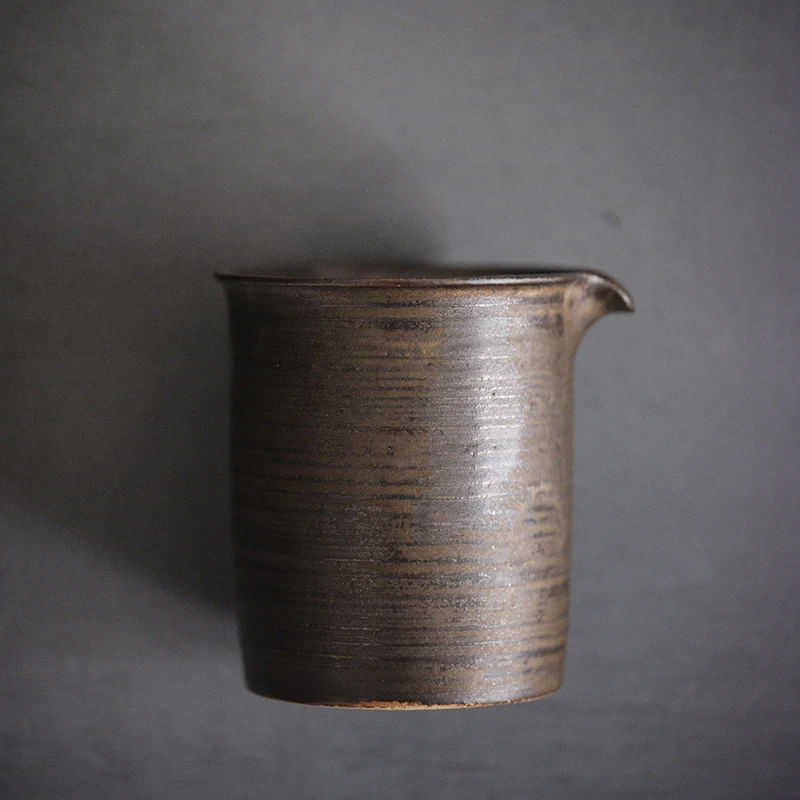 LUWU ceramic tea pitchers tea infusers chahai chinese tea accessories drinkware 
LUWU ceramic tea pitchers tea infusers chahai chinese tea accessories drinkware
