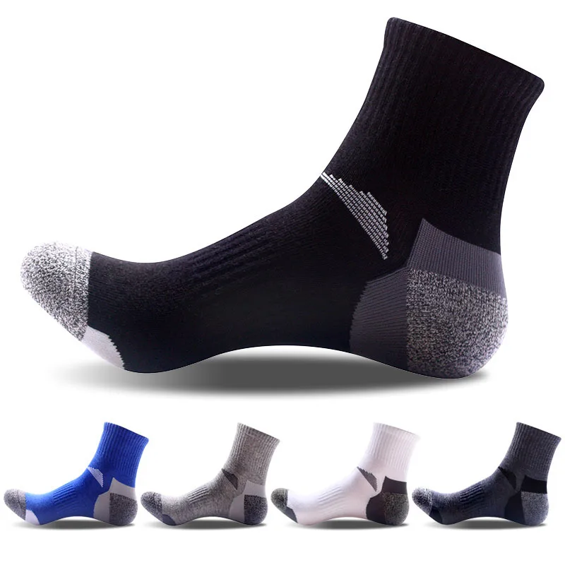 New men's socks outdoor mountaineering sports socks basketball socks cotton middle tube men's socks
New men's socks outdoor mountaineering sports socks basketball socks cotton middle tube men's socks
