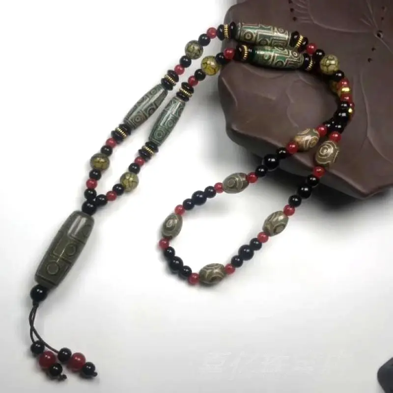 Nature Tibetan Dzi Bead Amulet 9 Eyes Bead Pendant 3 Eyes Bead Dzi Agate Lucky Hanging Necklace **
Nature Tibetan Dzi Bead Amulet 9 Eyes Bead Pendant 3 Eyes Bead Dzi Agate Lucky Hanging Necklace **