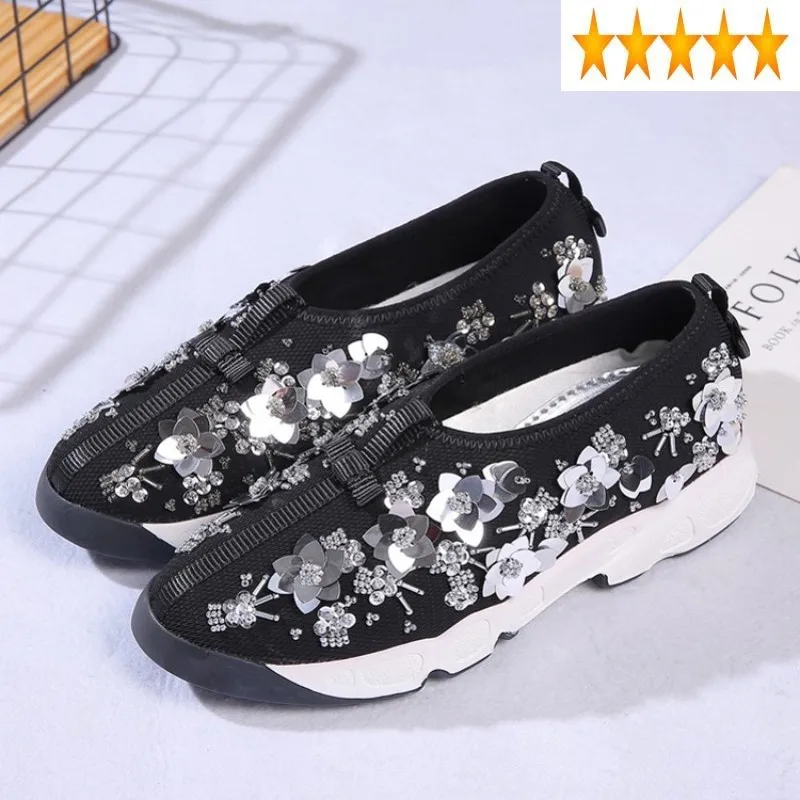 Women Sneakers 2021 Pearl Mesh Bling Luxury Brand Designer Footwear Flats Casual New Confortable White Shoes Plus Size 42
Women Sneakers 2021 Pearl Mesh Bling Luxury Brand Designer Footwear Flats Casual New Confortable White Shoes Plus Size 42