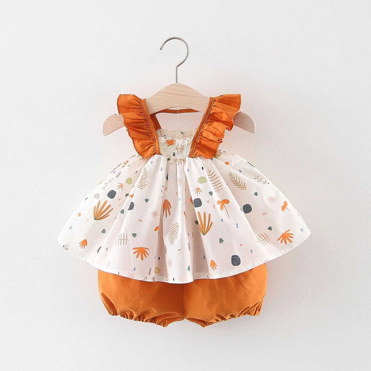 2021 new Summer newborn baby girl outfit sets suspender top shorts suit for 1 2 year girl baby clothing birthday costume sets
2021 new Summer newborn baby girl outfit sets suspender top shorts suit for 1 2 year girl baby clothing birthday costume sets