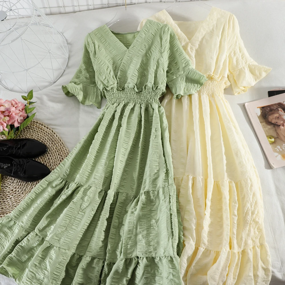 Women Summer A-line V-Neck Short Flare Sleeve Ruffles Dress Elegant Lady Pullover Elastic Slim Waist Party Chiffon Midi Dress
Women Summer A-line V-Neck Short Flare Sleeve Ruffles Dress Elegant Lady Pullover Elastic Slim Waist Party Chiffon Midi Dress