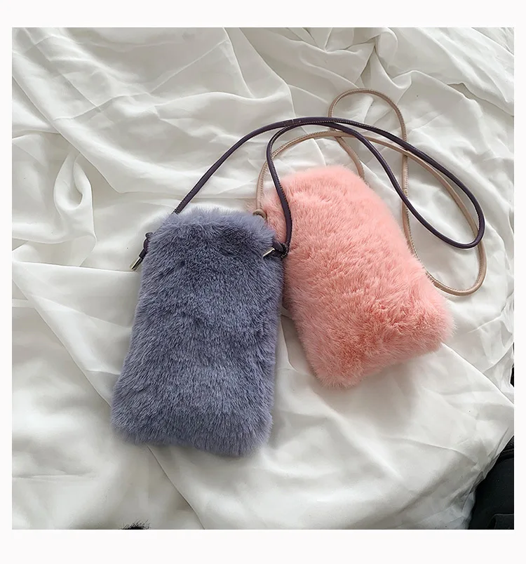 Cute Soft Plush Crossbody Bags Designer Fluffy Women Shoulder Bag Luxury Faux Fur Messenger Bag Small Phone Purses 2022 Winter
Cute Soft Plush Crossbody Bags Designer Fluffy Women Shoulder Bag Luxury Faux Fur Messenger Bag Small Phone Purses 2022 Winter