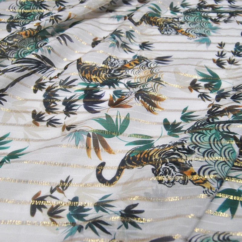 Hot Sale Sexy Tiger Design Silk Lurex Fabric Metallic Manufacture Bamboo Fashion for Men Women Cloth Jilbab Costume
Hot Sale Sexy Tiger Design Silk Lurex Fabric Metallic Manufacture Bamboo Fashion for Men Women Cloth Jilbab Costume