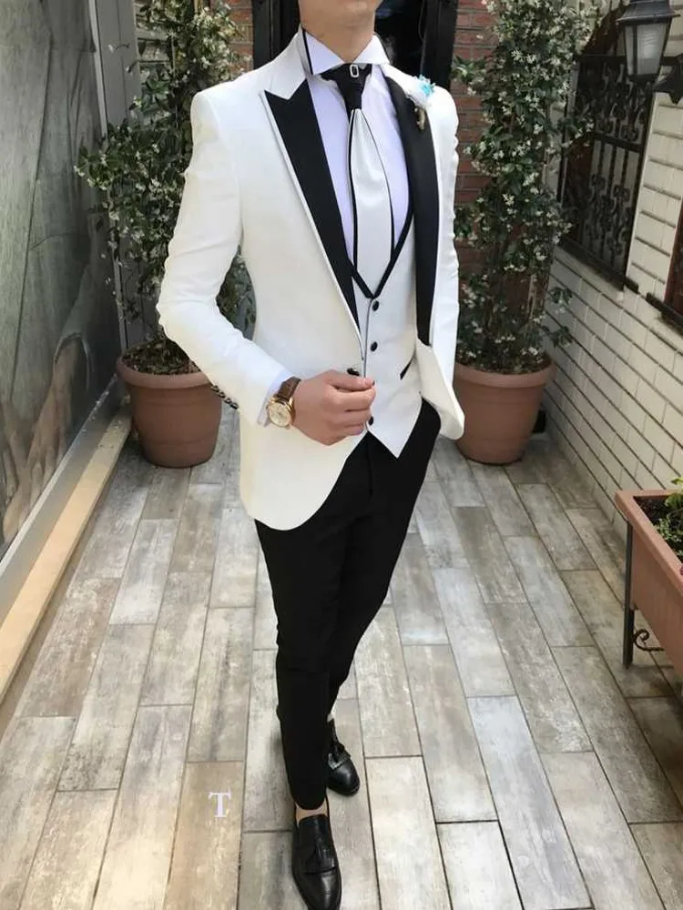 Custom Made Groomsmen White and Black Groom Tuxedos Peak Lapel Men Suits Wedding Best Man 3 Pieces ( Jacket+Pants+Vest+Tie )C877
Custom Made Groomsmen White and Black Groom Tuxedos Peak Lapel Men Suits Wedding Best Man 3 Pieces ( Jacket+Pants+Vest+Tie )C877
