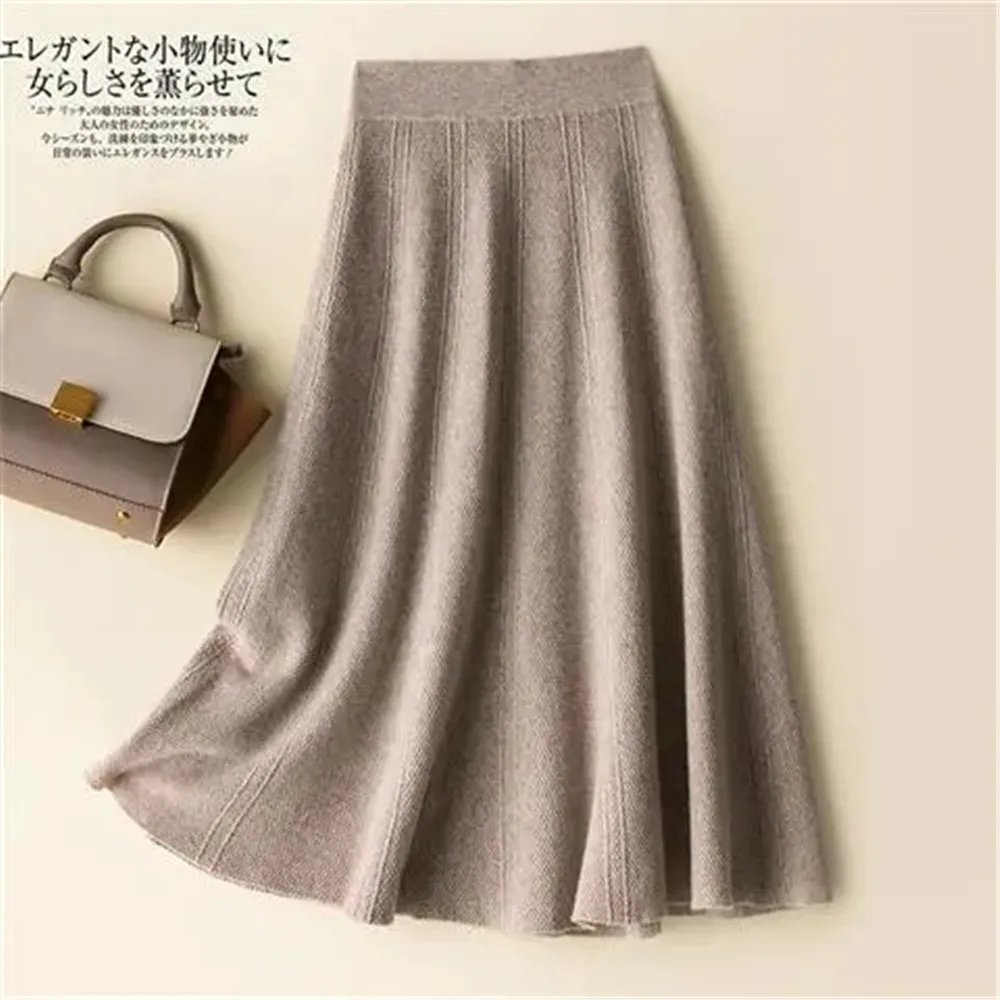 Vintage Brown Knitted Long Skirt 2021 Autumn Winter Women Casual Solid A Line Skirt Korean Female Black High Waist Midi Skirt
Vintage Brown Knitted Long Skirt 2021 Autumn Winter Women Casual Solid A Line Skirt Korean Female Black High Waist Midi Skirt