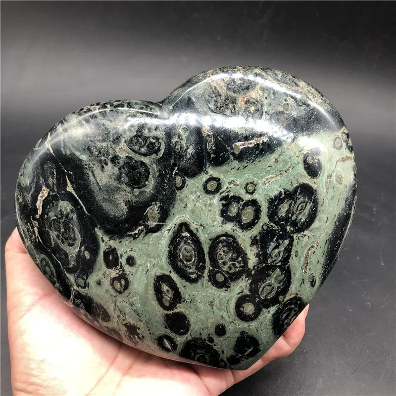 1.7kg natural ocean jasper peacock's eye quartz crystal heart healing for gift
1.7kg natural ocean jasper peacock's eye quartz crystal heart healing for gift