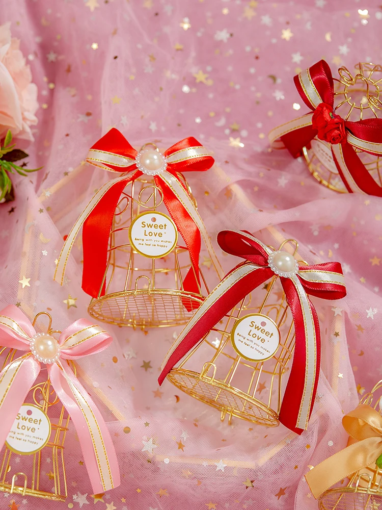 20pcs Gift box packaging Tinplate bird cage bell Wedding Candy Box with hand chocolate boxes baby shower favors Party Supplies
20pcs Gift box packaging Tinplate bird cage bell Wedding Candy Box with hand chocolate boxes baby shower favors Party Supplies