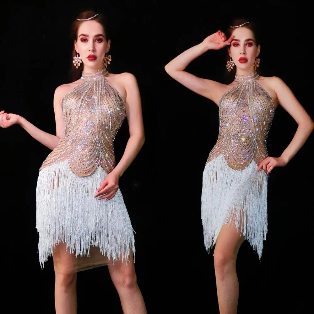 2020 Women New Flashing Rhinestones Tassel Dress Birthday Celebrate White Fringes Outfit Dancer Clothes Bar Prom Mesh Dress
2020 Women New Flashing Rhinestones Tassel Dress Birthday Celebrate White Fringes Outfit Dancer Clothes Bar Prom Mesh Dress