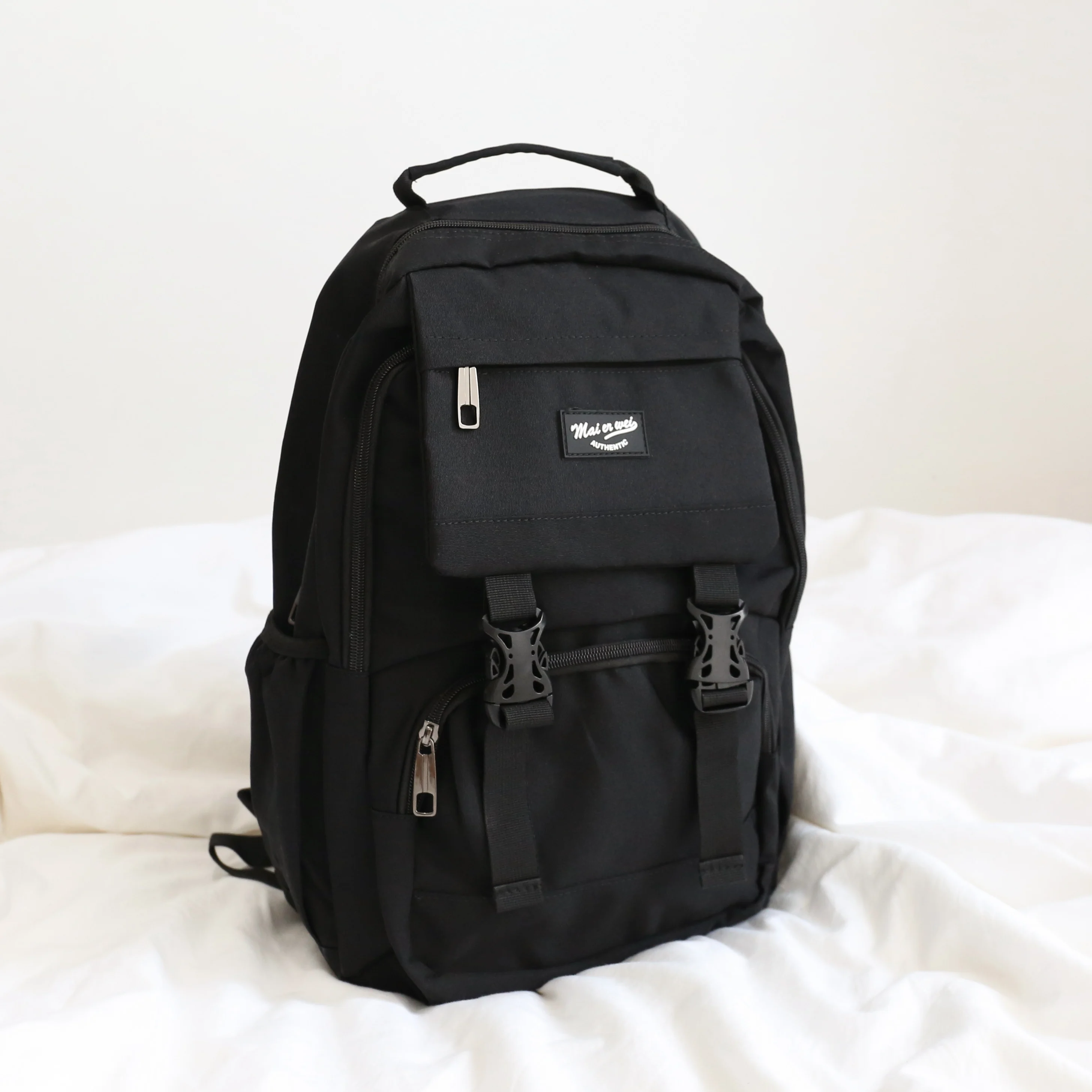 Tourism portable computer bag college student bag Oxford school bag college style backpack leisure travel backpack men bag
Tourism portable computer bag college student bag Oxford school bag college style backpack leisure travel backpack men bag