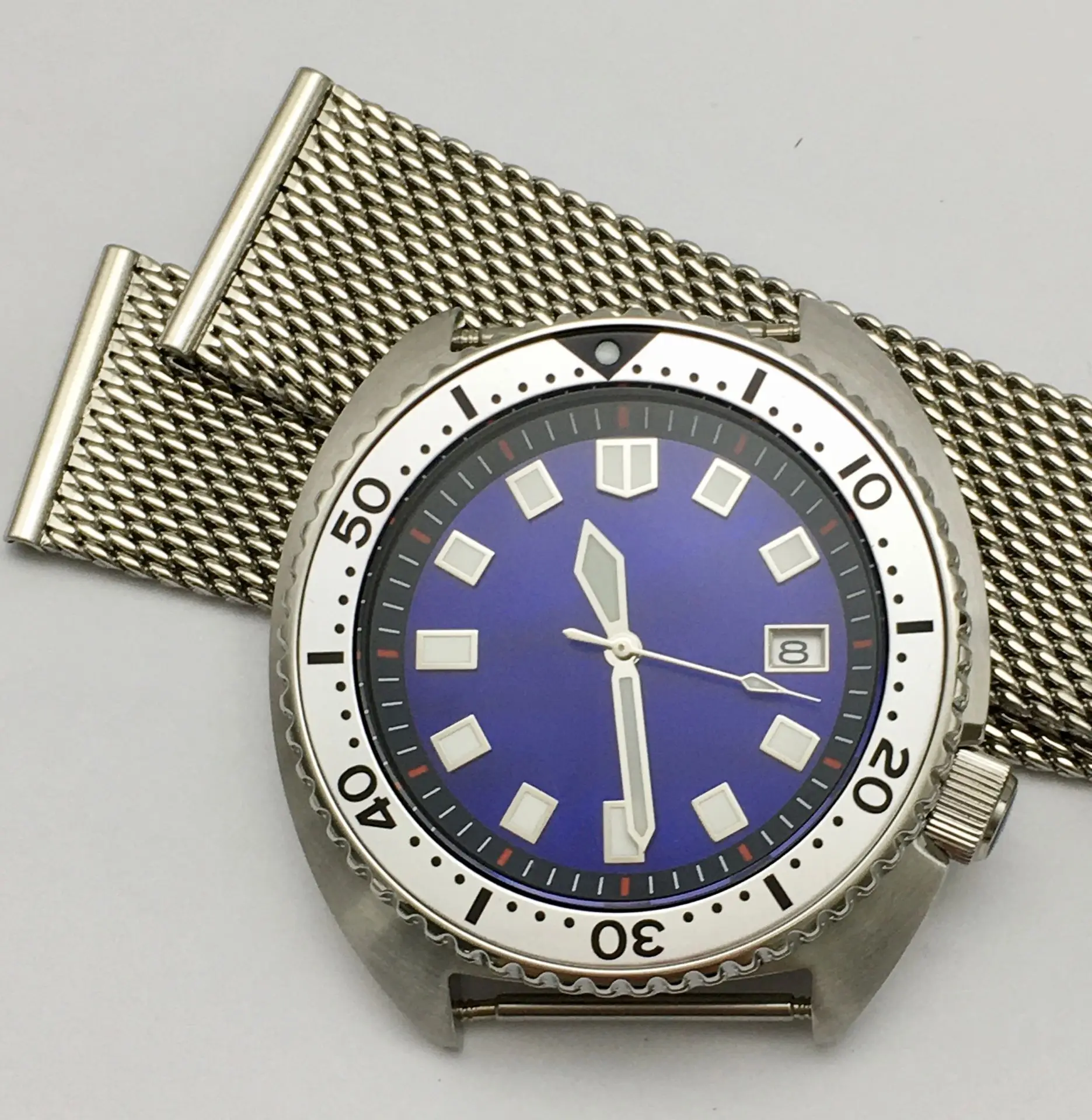 Replacement SK Abalone Case 45mm Blue Dial Luminous Mark Men's Watch Automatic Mechanical Movement Mesh Strap
Replacement SK Abalone Case 45mm Blue Dial Luminous Mark Men's Watch Automatic Mechanical Movement Mesh Strap