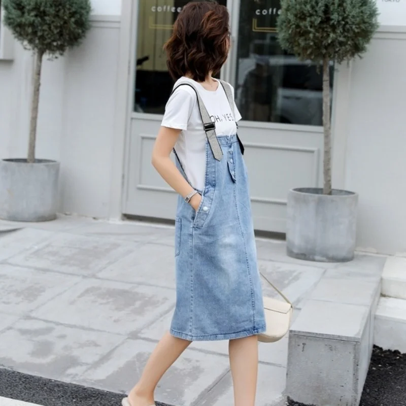 Denim Summer Dress Women New Casual Brand Quality Fashion Loose Mid Long Jean A-Line Dress Ladies Spaghetti Strap Clothes
Denim Summer Dress Women New Casual Brand Quality Fashion Loose Mid Long Jean A-Line Dress Ladies Spaghetti Strap Clothes