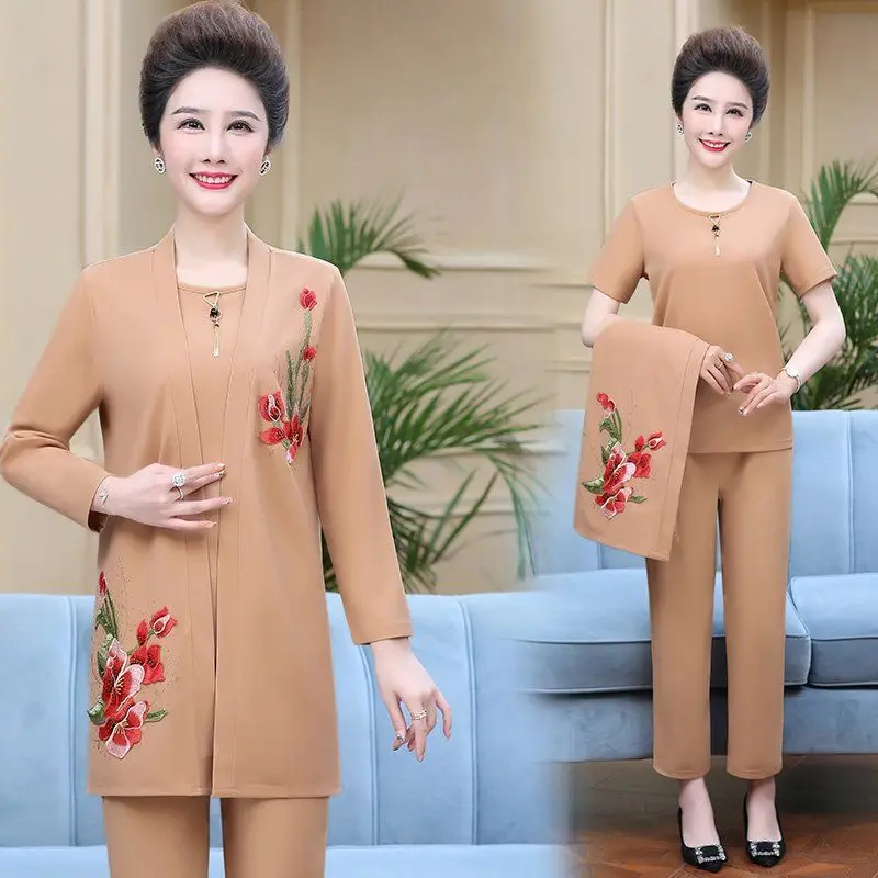 Tracksuit Women Outfits Three-Piece Suits Fashion Autumn T-shirt + Print Cardigan Wide-Leg Pants Suit 3 Pieces Set X519
Tracksuit Women Outfits Three-Piece Suits Fashion Autumn T-shirt + Print Cardigan Wide-Leg Pants Suit 3 Pieces Set X519