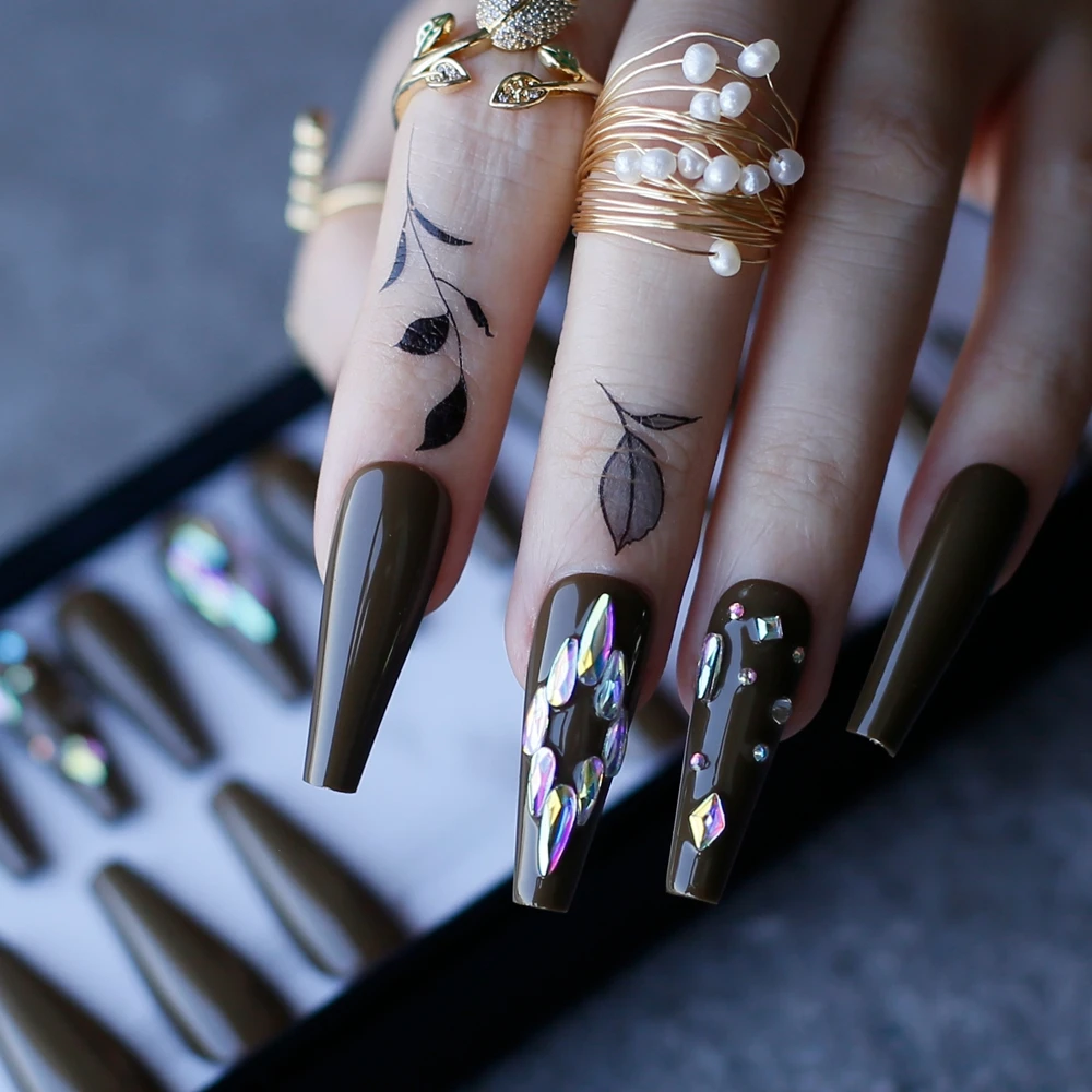 Гель Deep Extra Coffin накладные ногти Оливково-зеленый Bling Crystal Роскошные акриловые ногти накладные ногти балетный гель глянцевый повторно используется Черная коробка
Гель Deep Extra Coffin накладные ногти Оливково-зеленый Bling Crystal Роскошные акриловые ногти накладные ногти балетный гель глянцевый повторно используется Черная коробка