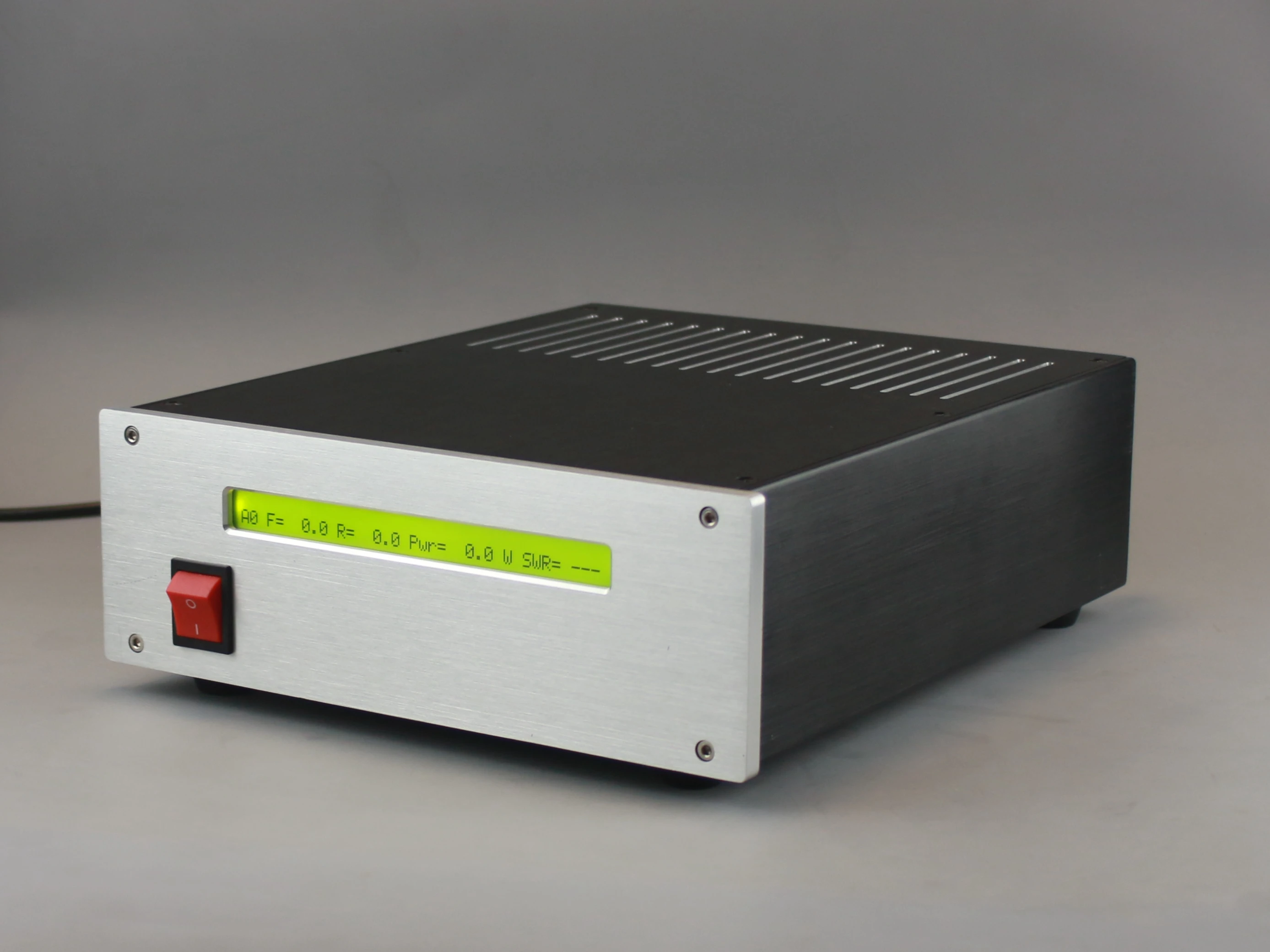 FM Solid State Amp Broadcast FM Radio Amplifier FM Power Amp Input 1-5W Output 50-300W 87-108MHZ For Rural Campus Radio
FM Solid State Amp Broadcast FM Radio Amplifier FM Power Amp Input 1-5W Output 50-300W 87-108MHZ For Rural Campus Radio
