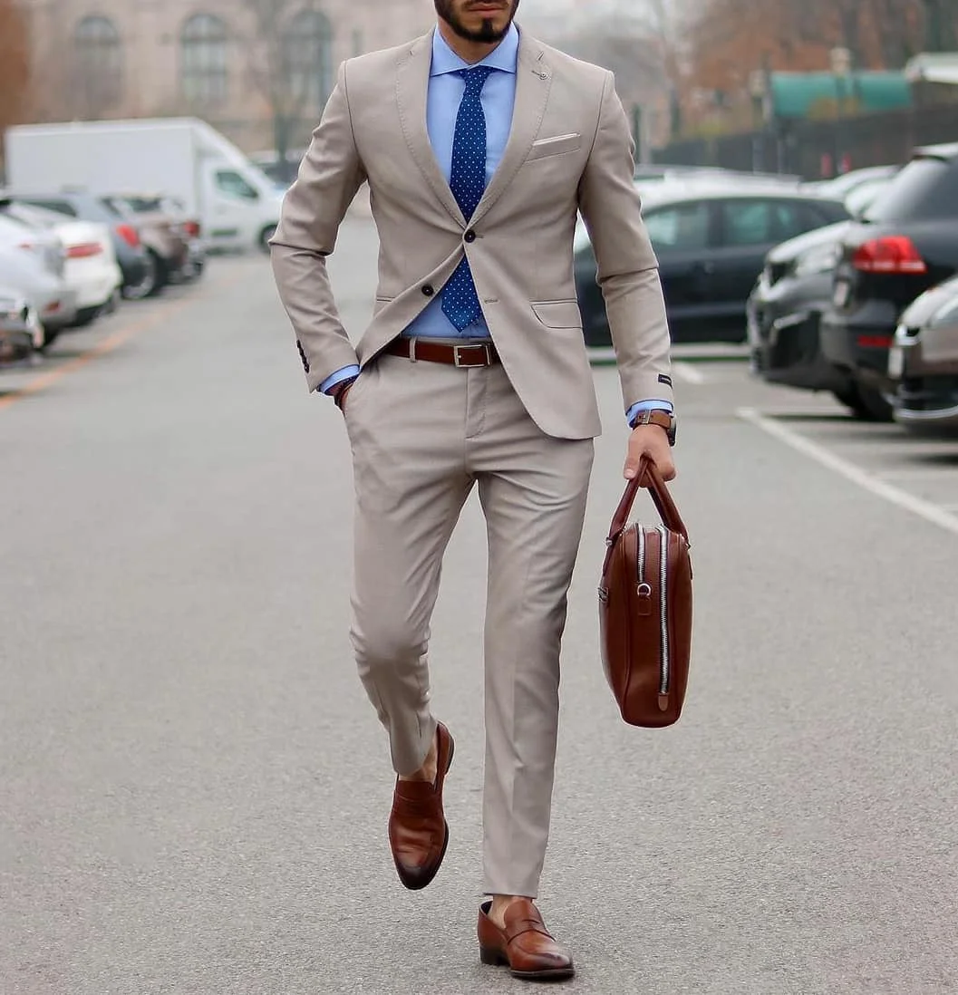 (Jacket+Pants+Vest) Fashion Business Khaki Slim Fit Notch Lapel Tuxedo Wedding Man Suit 3 Piece Formal Man Blazer Custom Made
(Jacket+Pants+Vest) Fashion Business Khaki Slim Fit Notch Lapel Tuxedo Wedding Man Suit 3 Piece Formal Man Blazer Custom Made