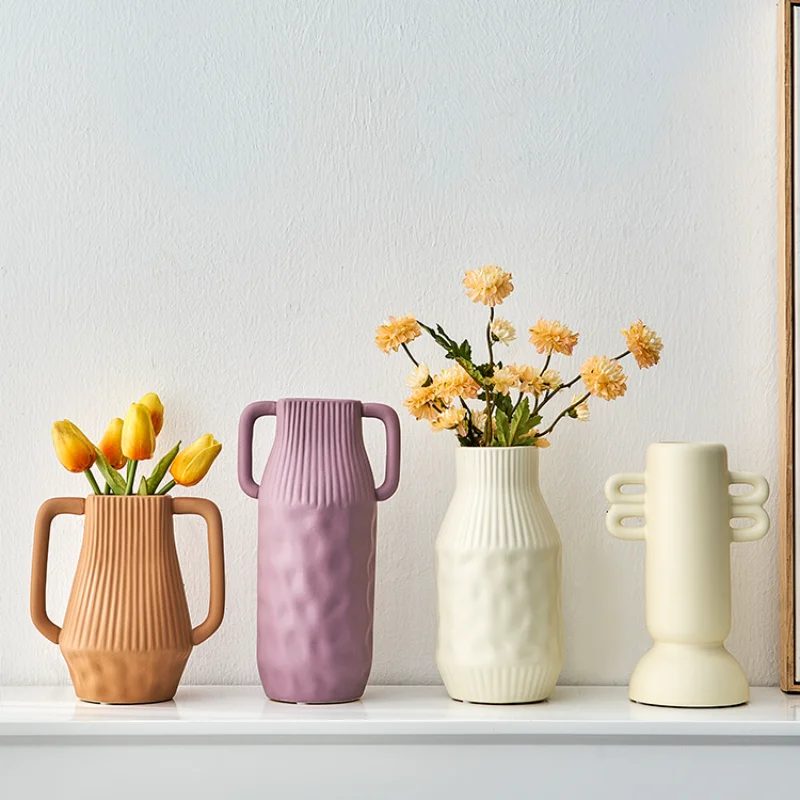Nordic minimalist vase style high-end Morandi living room TV cabinet dining table coffee table flower arrangement furnishings
Nordic minimalist vase style high-end Morandi living room TV cabinet dining table coffee table flower arrangement furnishings