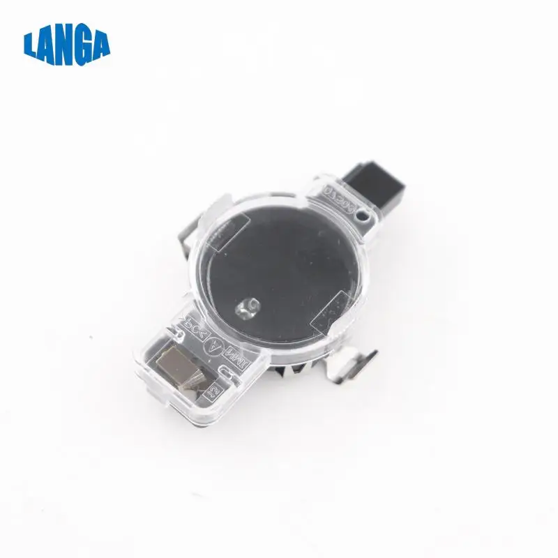 81A955555A 8U09555559C For AUDI A4 A5 A6 A7 A8 Q2 Q3 Q5 Q8 RS4 Seat Ateca VW Touareg Humidity Rain Detection Sensor Rain SENSOR
81A955555A 8U09555559C For AUDI A4 A5 A6 A7 A8 Q2 Q3 Q5 Q8 RS4 Seat Ateca VW Touareg Humidity Rain Detection Sensor Rain SENSOR