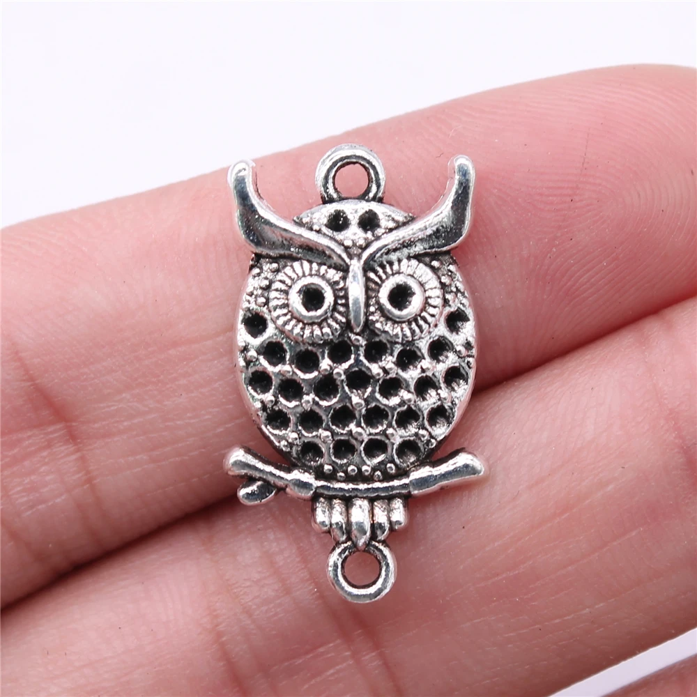 Wholesale 100pcs/bag 26x15mm Owl Connector Charms Wholesale Antique Silver Color Pendant Charms Wholesale Jewelry Accessories
Wholesale 100pcs/bag 26x15mm Owl Connector Charms Wholesale Antique Silver Color Pendant Charms Wholesale Jewelry Accessories