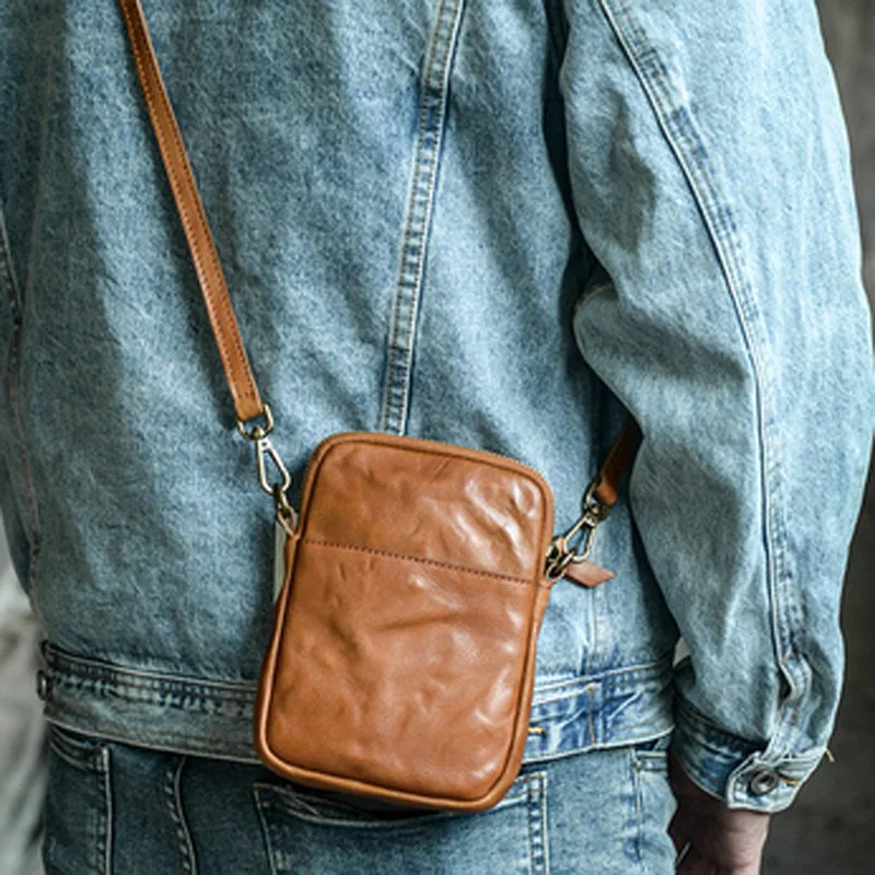 Men's vertical crossbody bag top layer cowhide mini durable small shoulder bag leather casual mobile phone bag
Men's vertical crossbody bag top layer cowhide mini durable small shoulder bag leather casual mobile phone bag