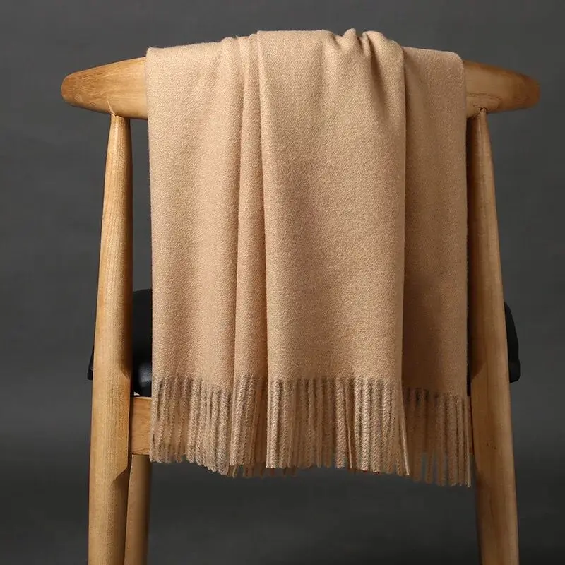 2021 new arrival solid color plain cashmere scarves with tassel women winter thick warm wool scarf shawl wrap brand hot sale
2021 new arrival solid color plain cashmere scarves with tassel women winter thick warm wool scarf shawl wrap brand hot sale