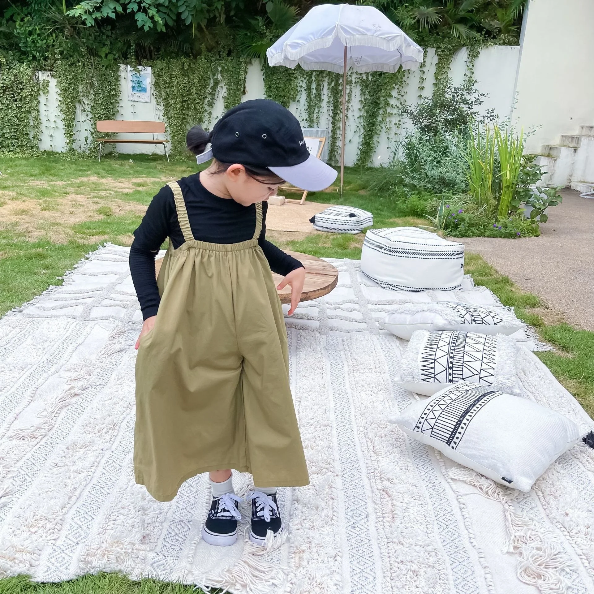 Kids Overalls Baby Girl Solid Jumpsuit Overalls Child New Bib Pants Infant Jumpsuit Children's Clothing Autumn Girls Outfits
Kids Overalls Baby Girl Solid Jumpsuit Overalls Child New Bib Pants Infant Jumpsuit Children's Clothing Autumn Girls Outfits