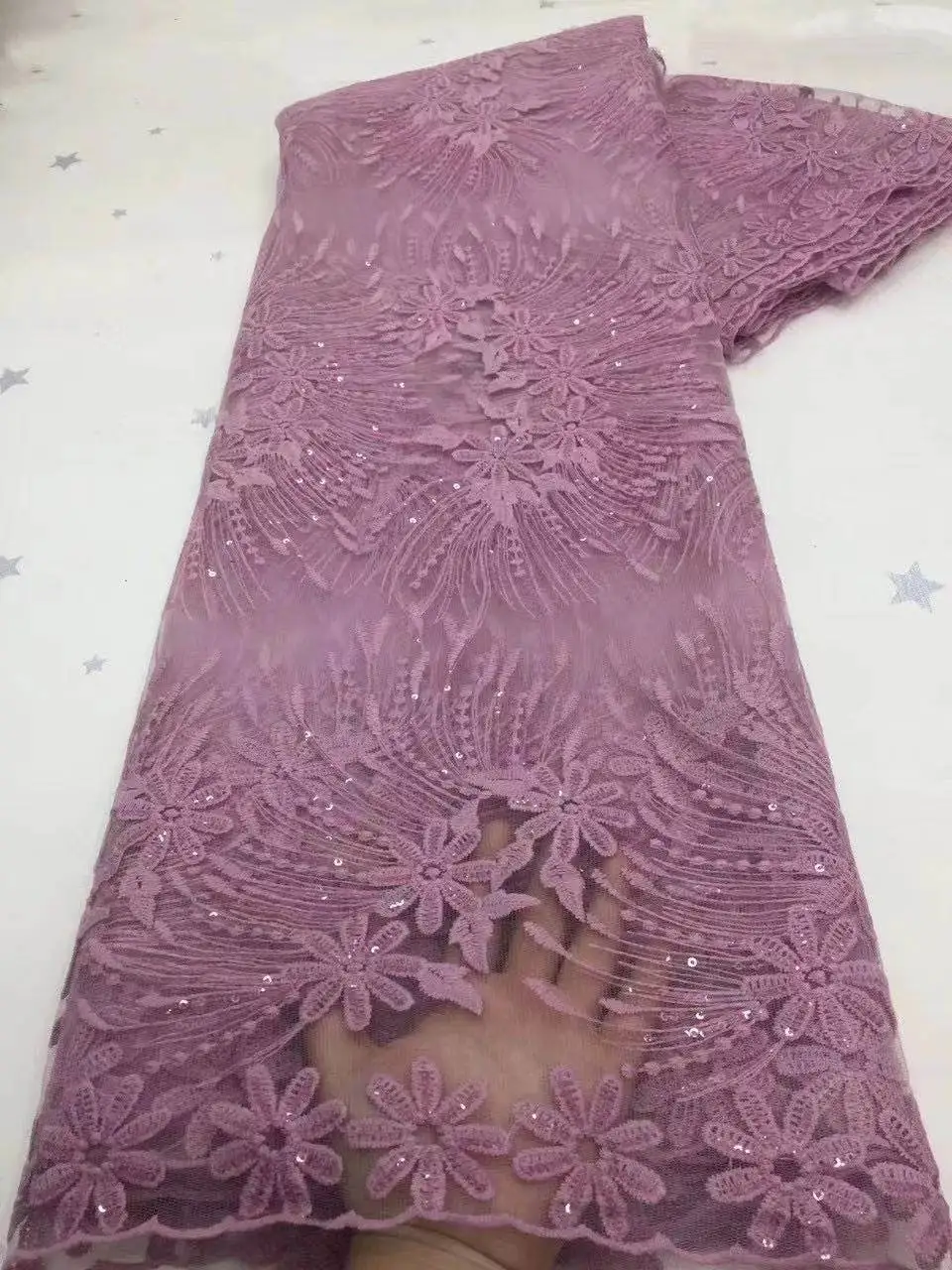 Latest African Lace Fabric With Sequin 2021 French Net Lace Fabric High Quality Milk Silk Lace Fabric for Wedding Party KXX21101
Latest African Lace Fabric With Sequin 2021 French Net Lace Fabric High Quality Milk Silk Lace Fabric for Wedding Party KXX21101