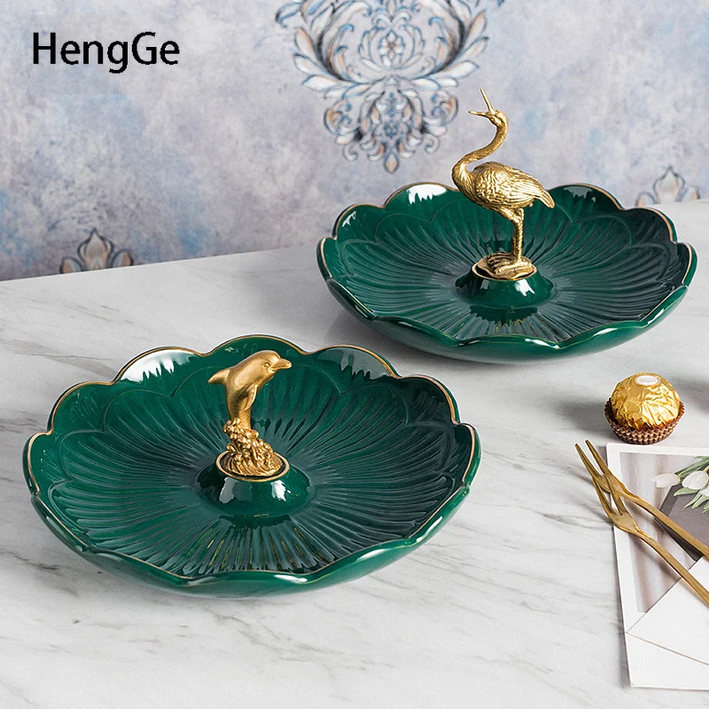 Modern Light Luxury Ceramic Plate All Copper Animal Carry Handle Decorate Bedroom Jewelry Storage Plate Snack Container Decor
Modern Light Luxury Ceramic Plate All Copper Animal Carry Handle Decorate Bedroom Jewelry Storage Plate Snack Container Decor