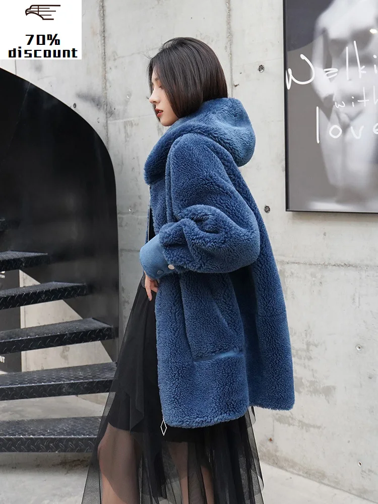 Sheep Shearling Real Fur Coat Female Wool Coats Winter Jacket Women Hooded Long Jackets for Women Suede Lining MY4388
Sheep Shearling Real Fur Coat Female Wool Coats Winter Jacket Women Hooded Long Jackets for Women Suede Lining MY4388
