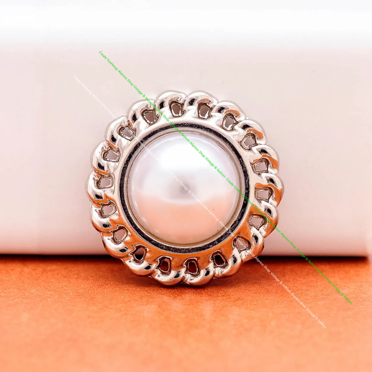 10pcs 25mm Silver Round Chain Decor Fashion Leathercraft Belt Wallet Clothes Accessories Silver Pearl Bead Concho Screwback
10pcs 25mm Silver Round Chain Decor Fashion Leathercraft Belt Wallet Clothes Accessories Silver Pearl Bead Concho Screwback