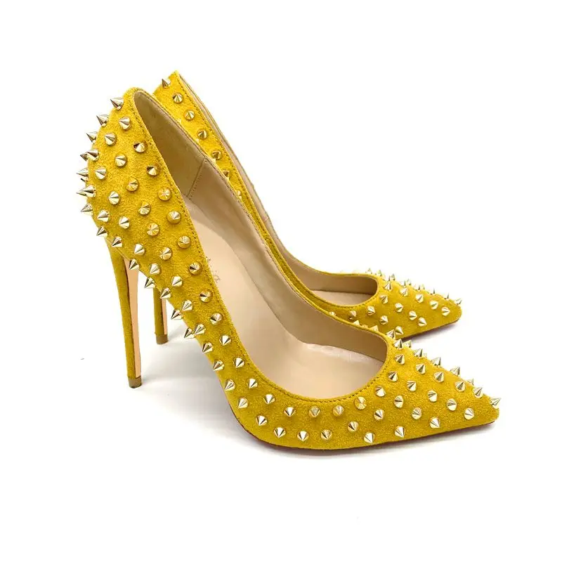 Spring yellow suede rivets stiletto heel pointed single shoes banquet dress large size small size custom-made female flat shoes
Spring yellow suede rivets stiletto heel pointed single shoes banquet dress large size small size custom-made female flat shoes
