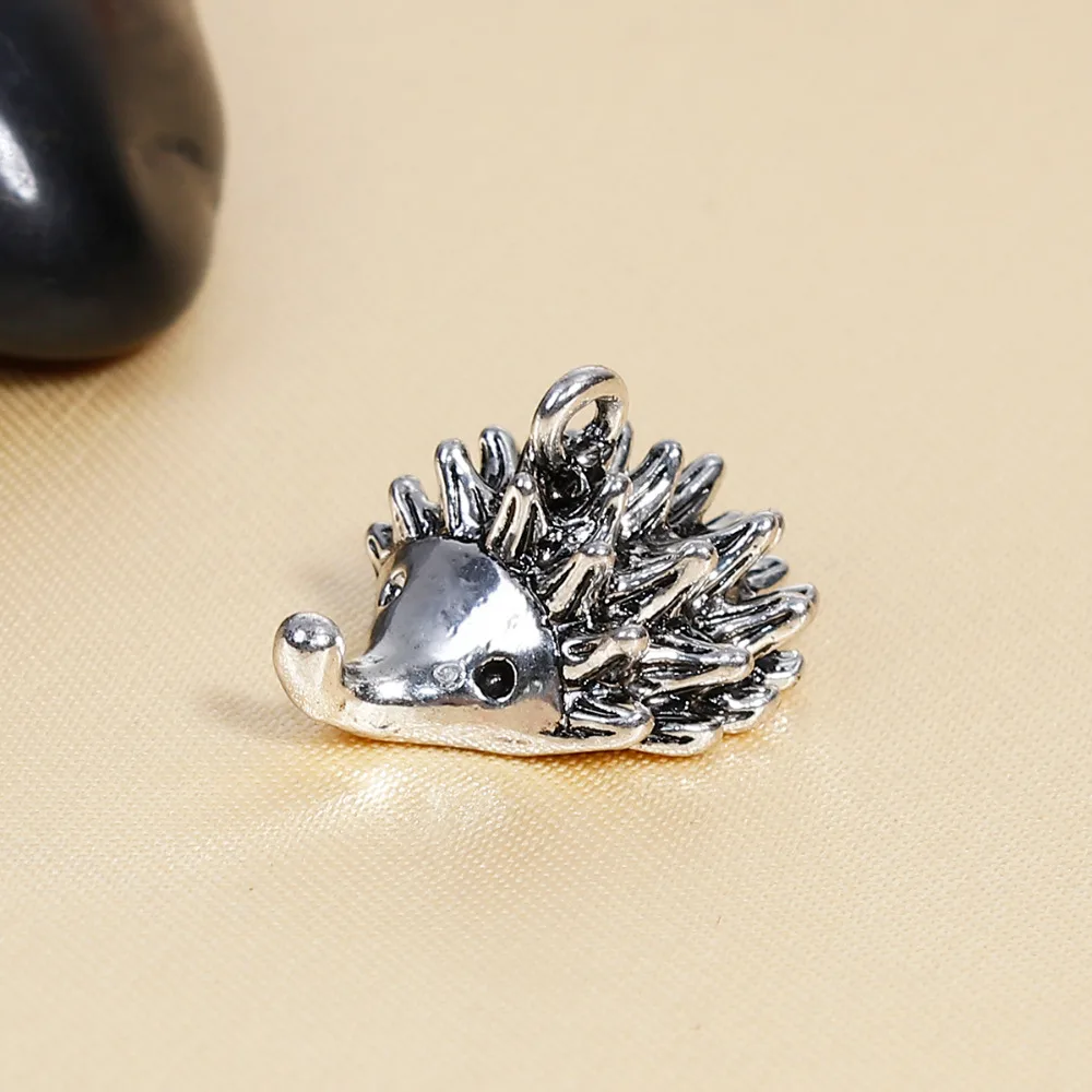 5 Pieces Zinc Based Alloy 3D Charms Pendants Hedgehog Antique DIY Pendants Silver Color Jewelry Accessories Making
5 Pieces Zinc Based Alloy 3D Charms Pendants Hedgehog Antique DIY Pendants Silver Color Jewelry Accessories Making