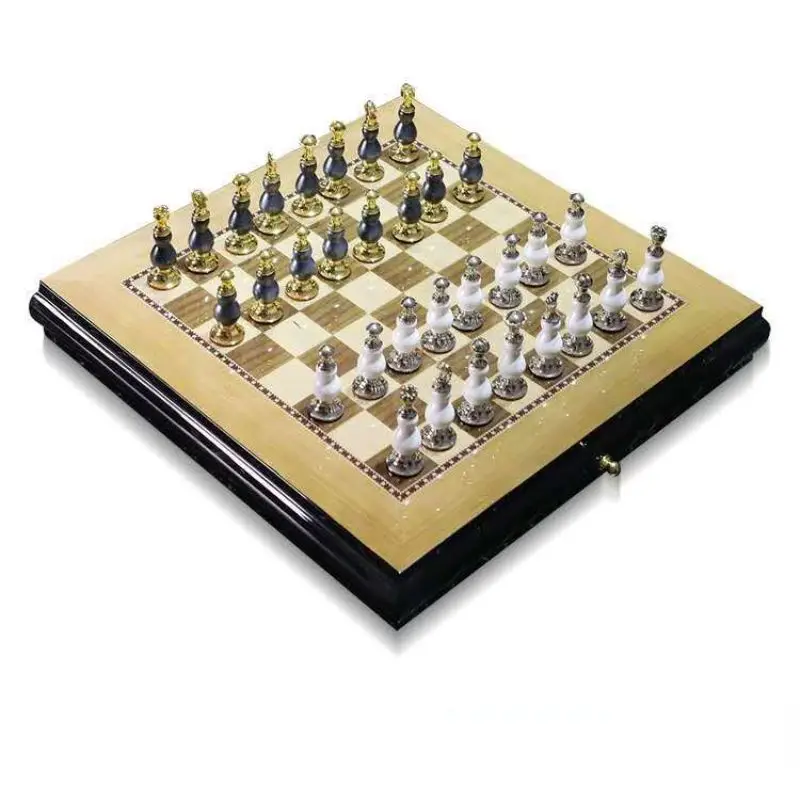 Modern Light Luxury Chess Ornaments Creative Model Room Living Room Sales Office Set Up High-end Home Accessories Ornaments
Modern Light Luxury Chess Ornaments Creative Model Room Living Room Sales Office Set Up High-end Home Accessories Ornaments
