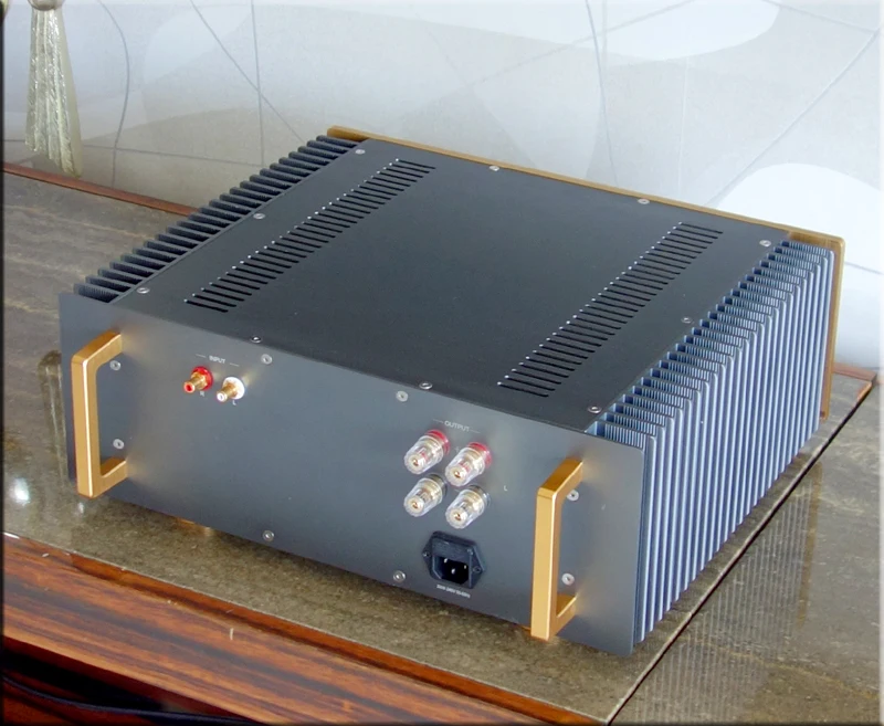 BRZHIFI A60 series aluminum case with handle vu meter for class A power amplifier
BRZHIFI A60 series aluminum case with handle vu meter for class A power amplifier