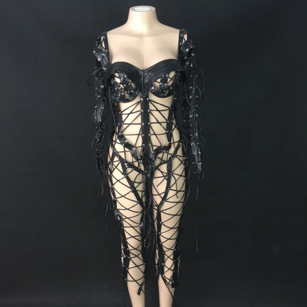 New Black Bandage Hollow Jumpsuit Female Singer Bodysuit Prom Party Outfit Nightclub Stage Show Performance Wear
New Black Bandage Hollow Jumpsuit Female Singer Bodysuit Prom Party Outfit Nightclub Stage Show Performance Wear