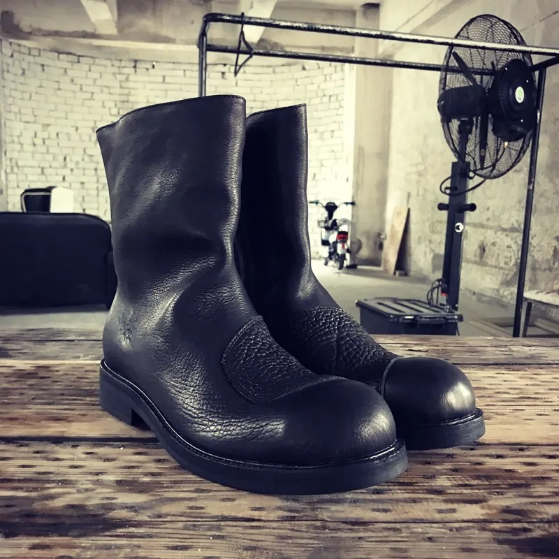 Harajuku Autumn Winter Retro Mens Genuine Leather Boots Fashion Side Zip Round Toe Thick Bottom Male Mid Calf Boots Plus Size
Harajuku Autumn Winter Retro Mens Genuine Leather Boots Fashion Side Zip Round Toe Thick Bottom Male Mid Calf Boots Plus Size