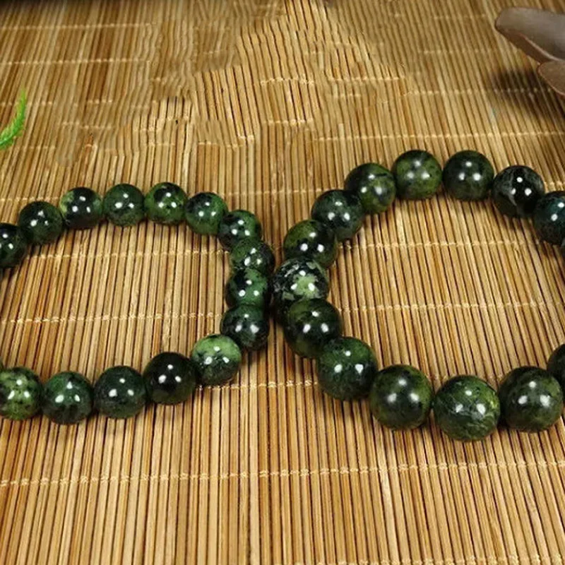 New Tibet Natural Medicine King Stone Serpentine Jade Bracelet Men and Women Ethnic Style Wild Bracelet Jewelry
New Tibet Natural Medicine King Stone Serpentine Jade Bracelet Men and Women Ethnic Style Wild Bracelet Jewelry