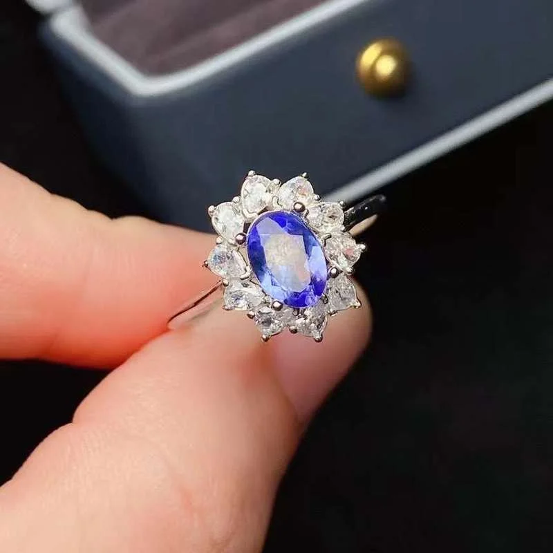 Luxury Design 925 Silver Tanzanite Ring for Party 5mm*7mm Natural Tanzanite Silver Ring Woman Brithday Gift
Luxury Design 925 Silver Tanzanite Ring for Party 5mm*7mm Natural Tanzanite Silver Ring Woman Brithday Gift