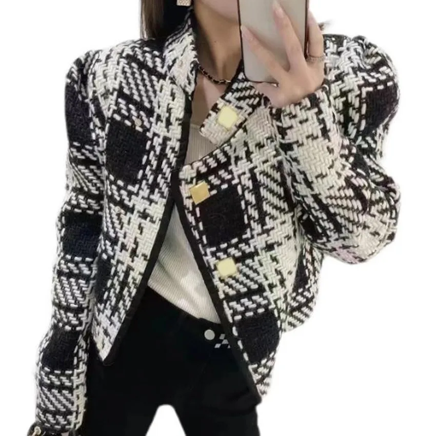 Retro short Small fragrance plaid tweed woolen jacket women stand collar outwear
Retro short Small fragrance plaid tweed woolen jacket women stand collar outwear