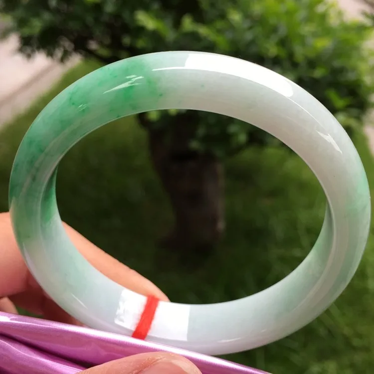 zheru Jewelry Natural Burma Jade A-Class 54-62mm Light Green Two-tone Bracelet Elegant Princess Bracelet Send Certificate
zheru Jewelry Natural Burma Jade A-Class 54-62mm Light Green Two-tone Bracelet Elegant Princess Bracelet Send Certificate